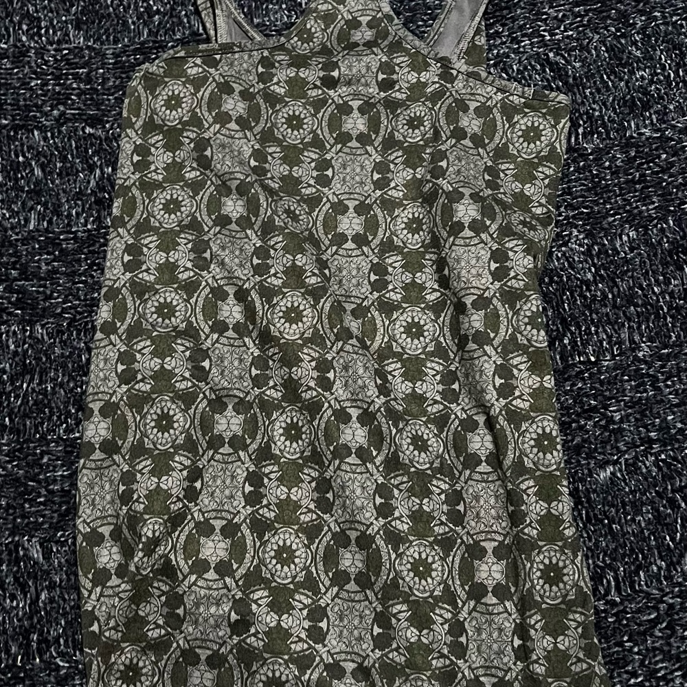 Lululemon Racerback Tank Top; Size 8